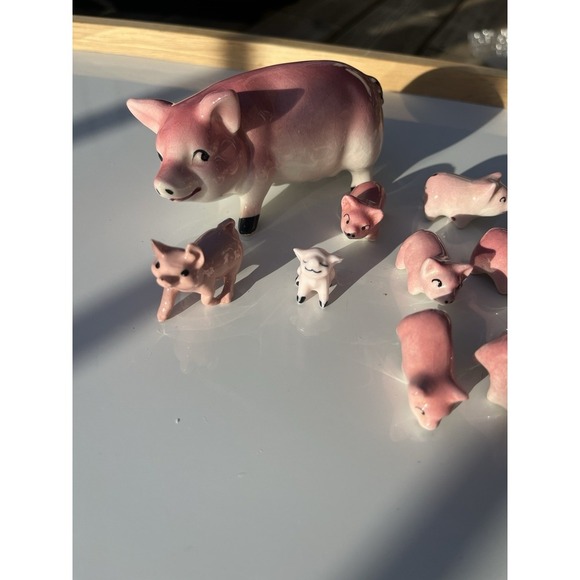 Farm Animals Mommy Pig Plus 9 Piglets Vintage Collectibles Ceramic Made In Japan - Picture 12 of 16